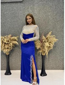 Uzun Kollu Taş Baskılı Yırtmaçlı Saten Abiye