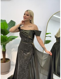 Madonna Yaka Pelerin Detaylı Boncuk İşlemeli Balık Abiye 