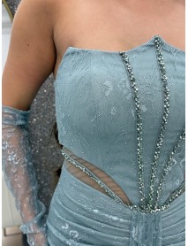 STRAPLEZ BONCUK ISLEMELI BALIK ELBISE 	